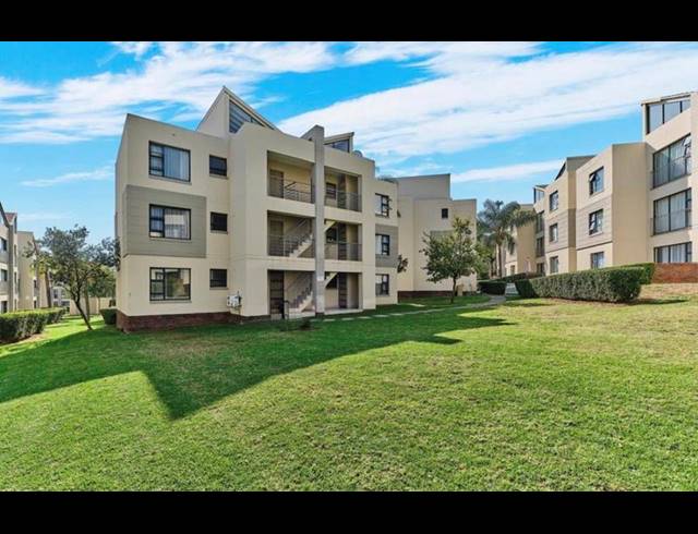 3 BEDROOM PROPERTY TO RENT IN LONEHILL